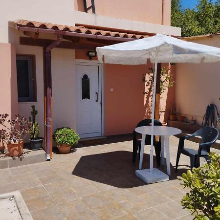 Istamos Apartment Stamni Exterior photo